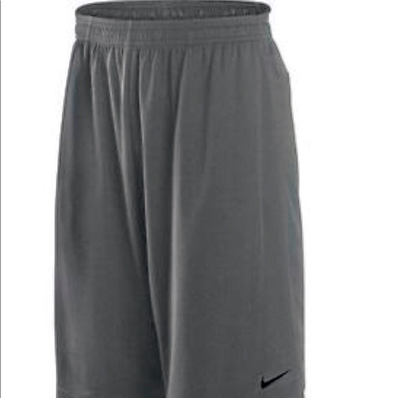 Nike DRI FIT Core Knit Men’s Training Shorts XL Nike DRI FIT Core Knit Men’s Training Shorts XL